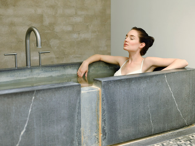 Wellness Mineral Bath
